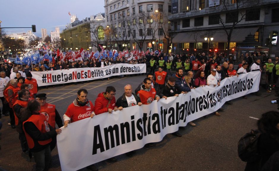 Miles de personas recorren Madrid por la amnista de trabajadores/as represaliados/as