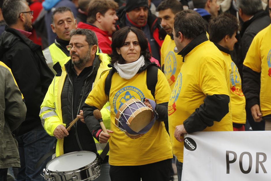 Concentracin de trabajadores de SAMUR Madrid, en la Plaza de la Villa