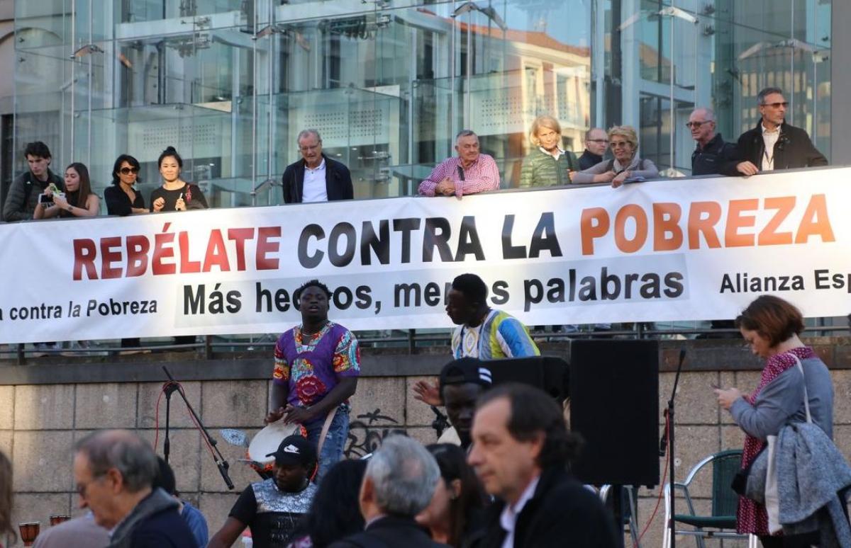 Concentracion en Madrid por el Da internacional por la erradicacin de la pobreza