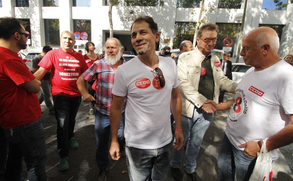 Concentracin en apoyo a Juan Carlos Asenjo y en defensa del derecho de huelga