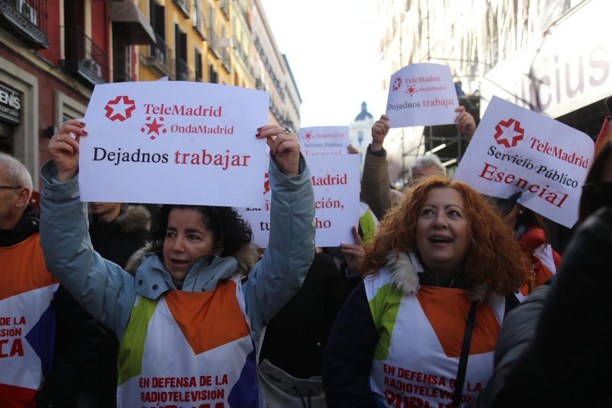 Manifestacin en defensa de la radio televisin pblica madrilea
